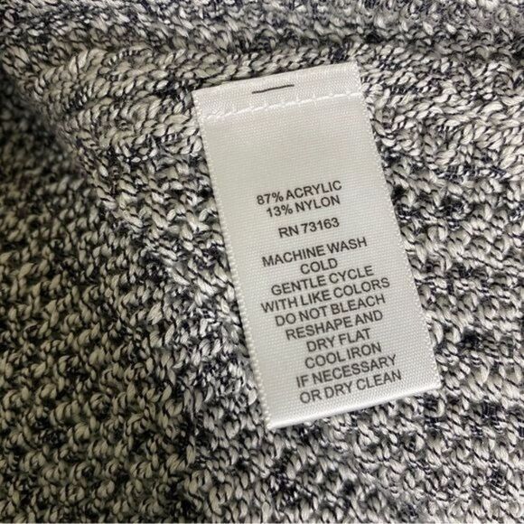 Cable & Gage Short Sleeve Sweater Size Medium - Picture 5 of 6